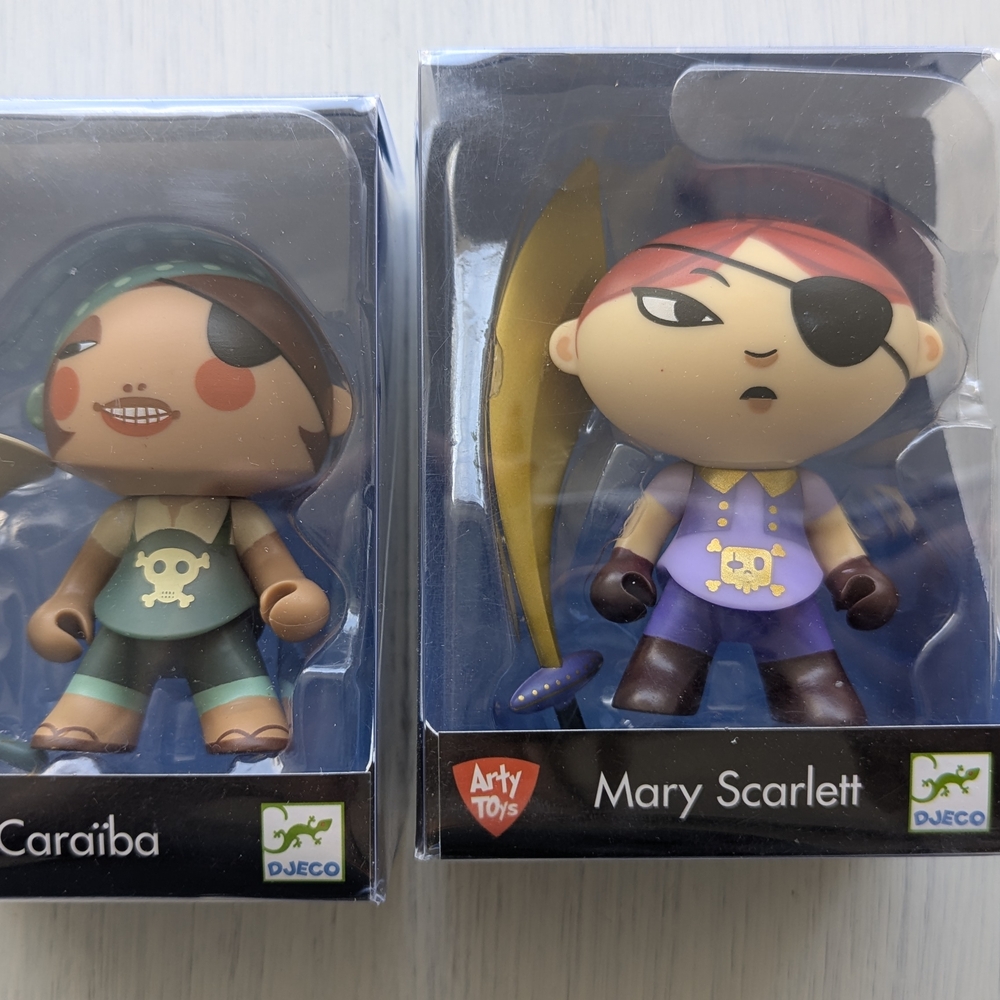 Arty Toys Pirate Figures - Caraiba & Mary Scarlett